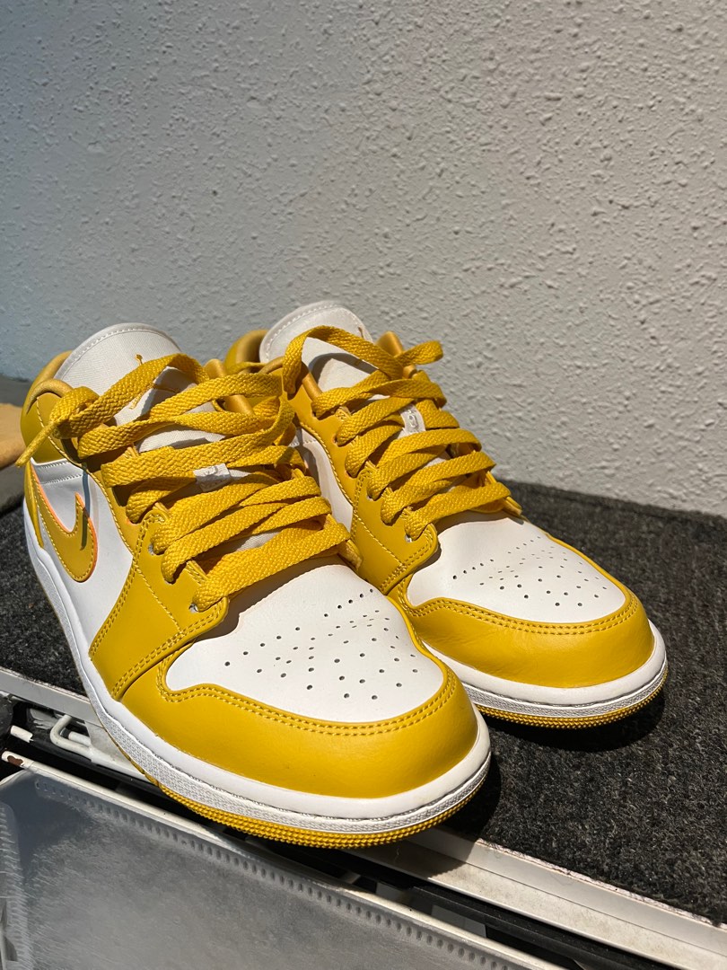 nike air jordan 1 yellow