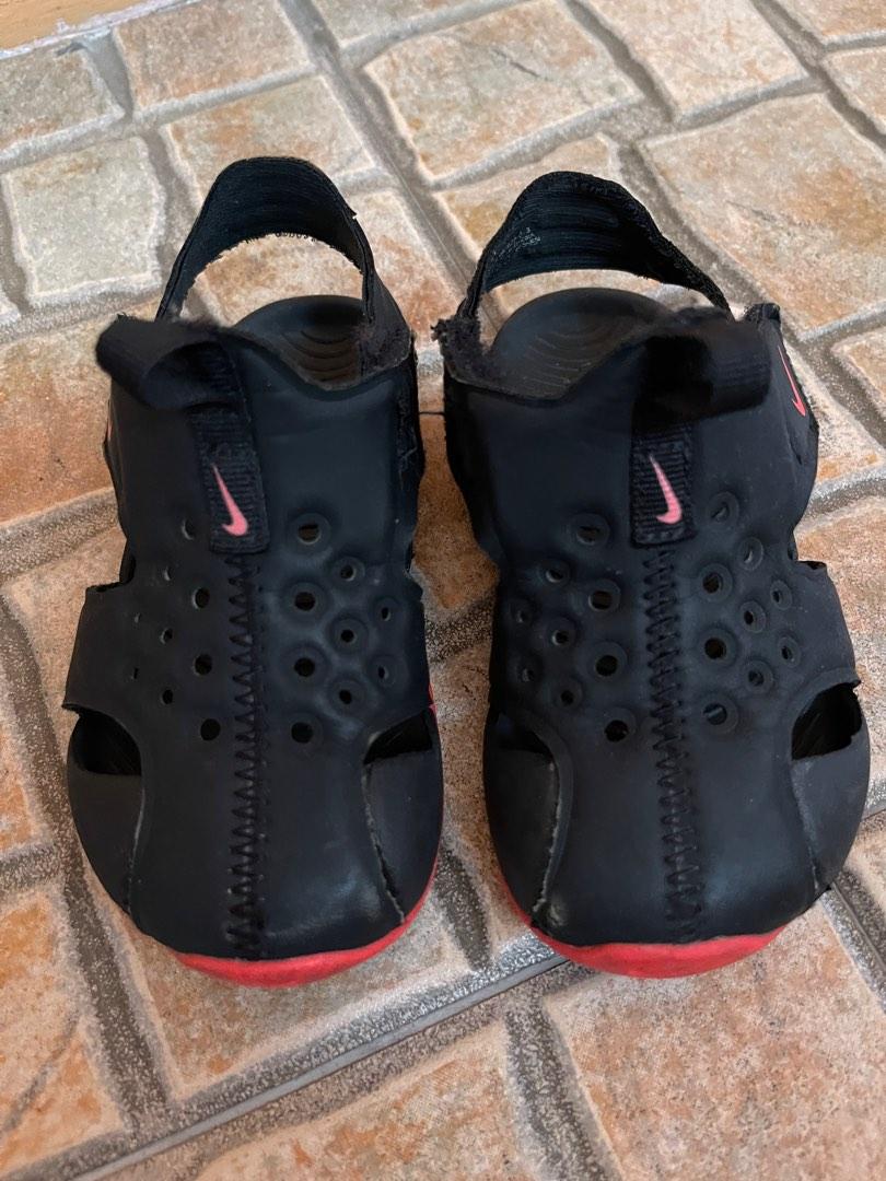 Nike sandals 7c outlet