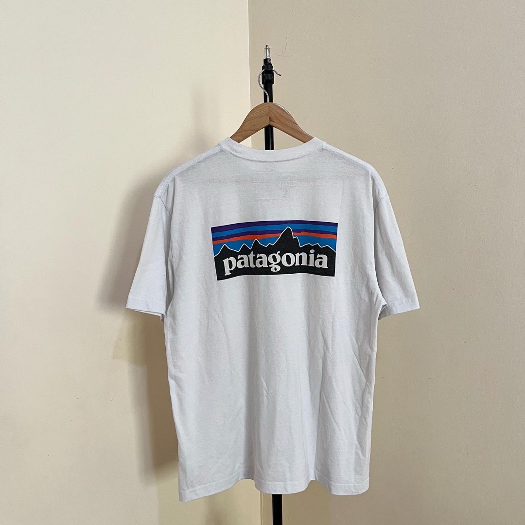 Patagonia tshirt hotsell white