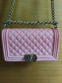 (Category: ) located in . Submitted by jaslinwan.1 (Listing ID 1189265900, Image 1). Description: .