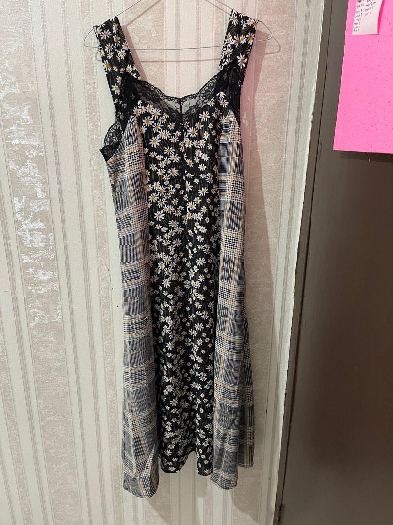 Pomelo dress, Fesyen Wanita, Pakaian Wanita, Gaun & Rok di Carousell