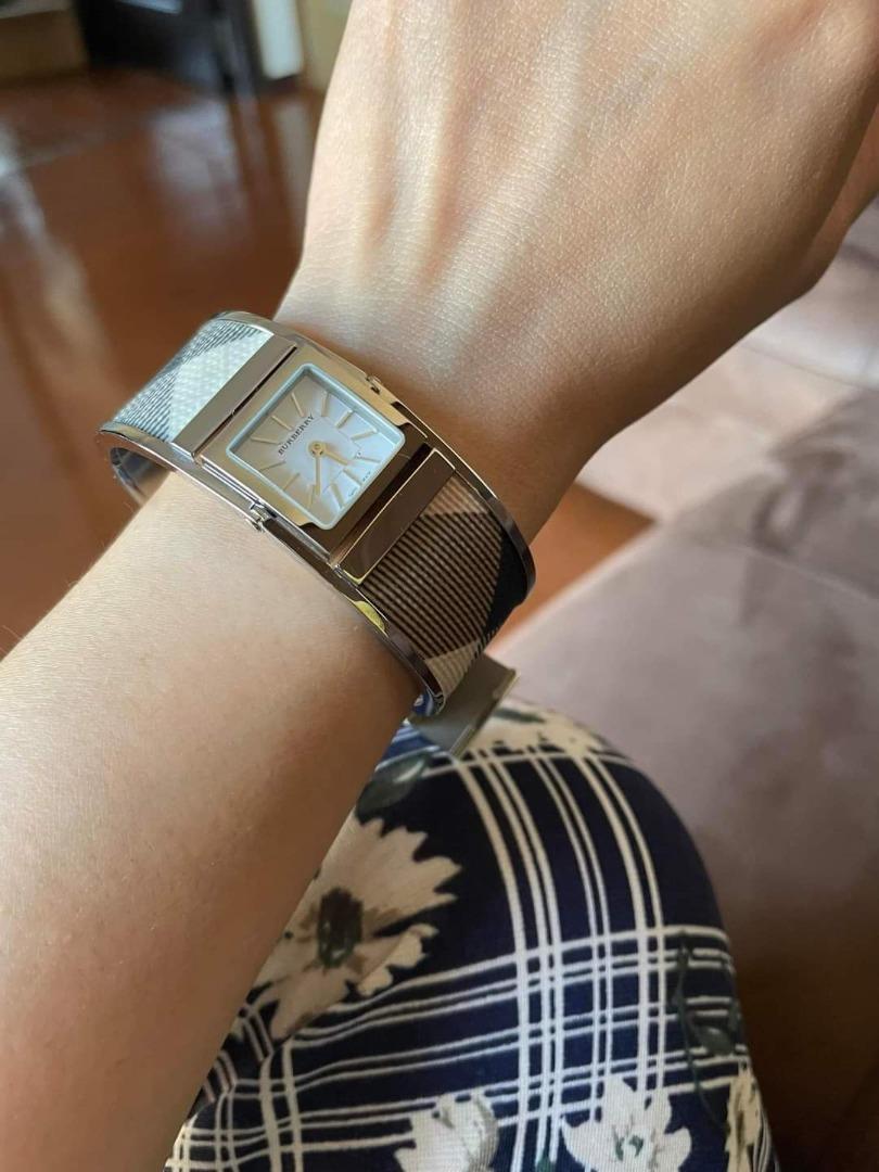 Burberry bangle clearance