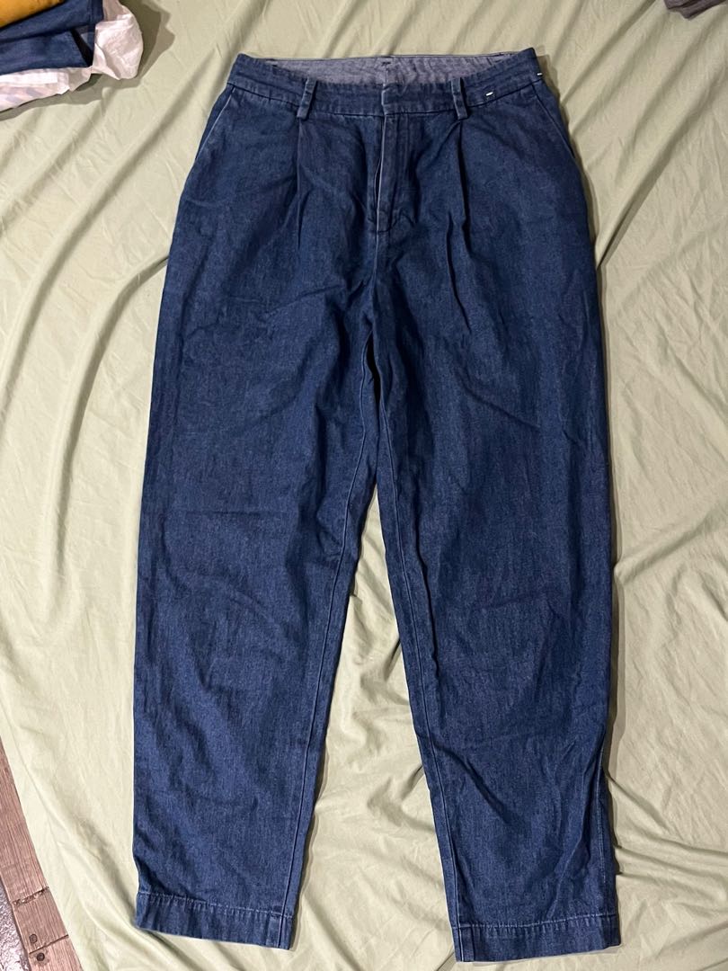 Uniqlo jeans on Carousell