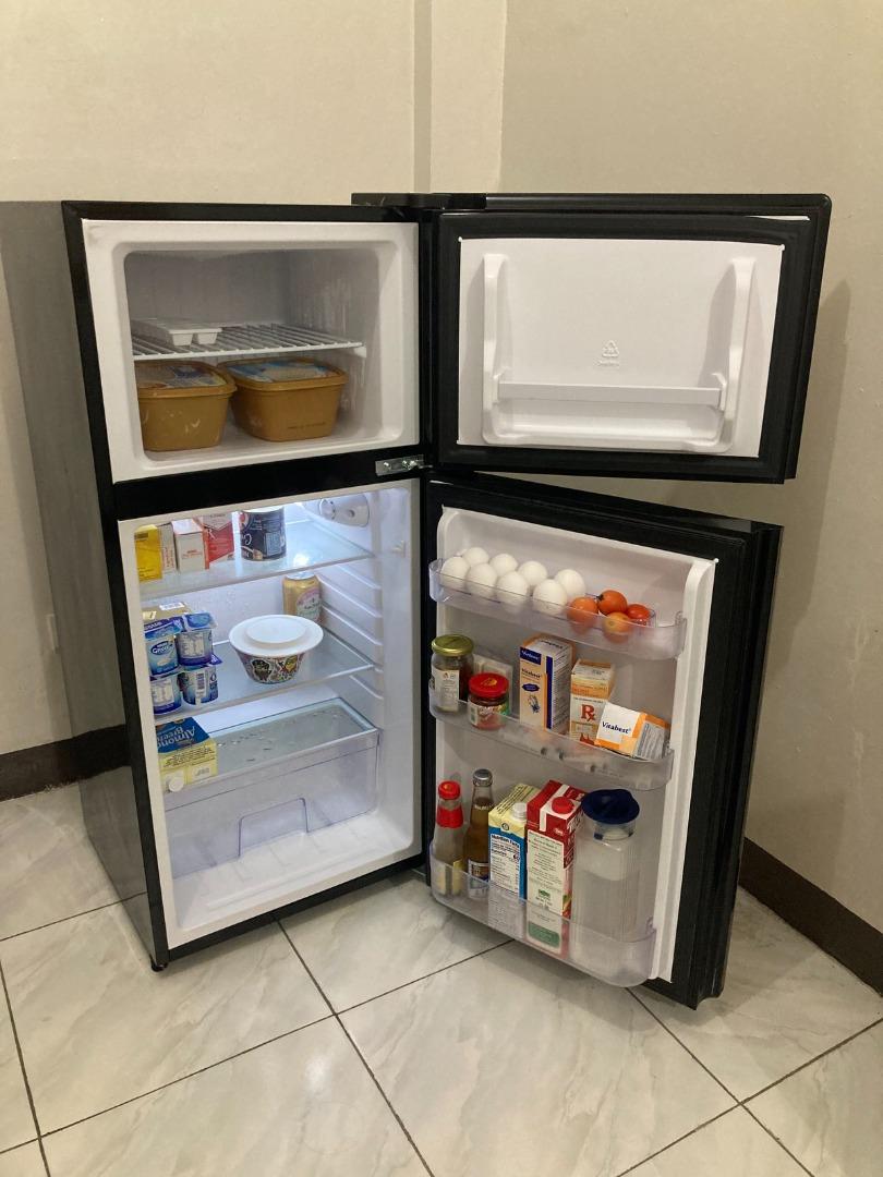 [RUSH] Used like Brand New Refrigerator, TV & Home Appliances, Kitchen