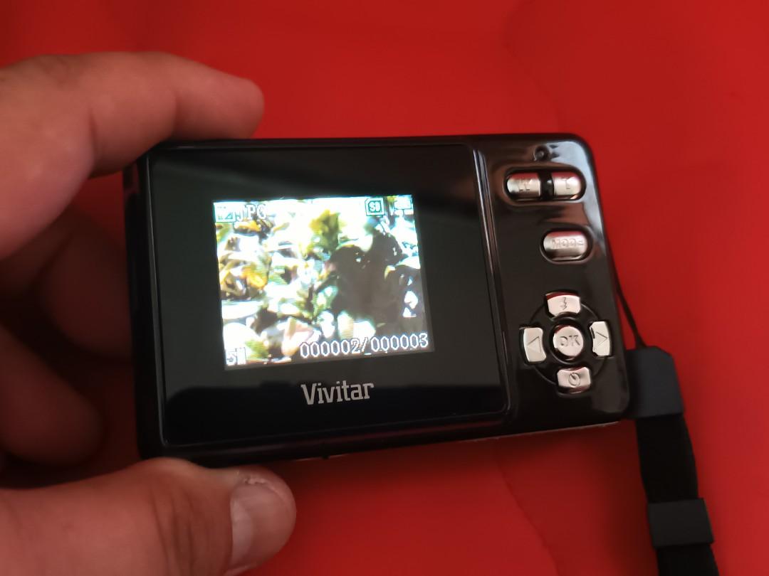 Vivitar ViviCam 5022 Digital Camera, Photography, Cameras on Carousell