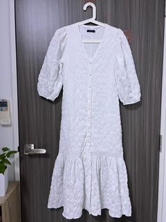 (Category: ) located in . Submitted by everything_sold (Listing ID 1189323953, Image 1). Description: .