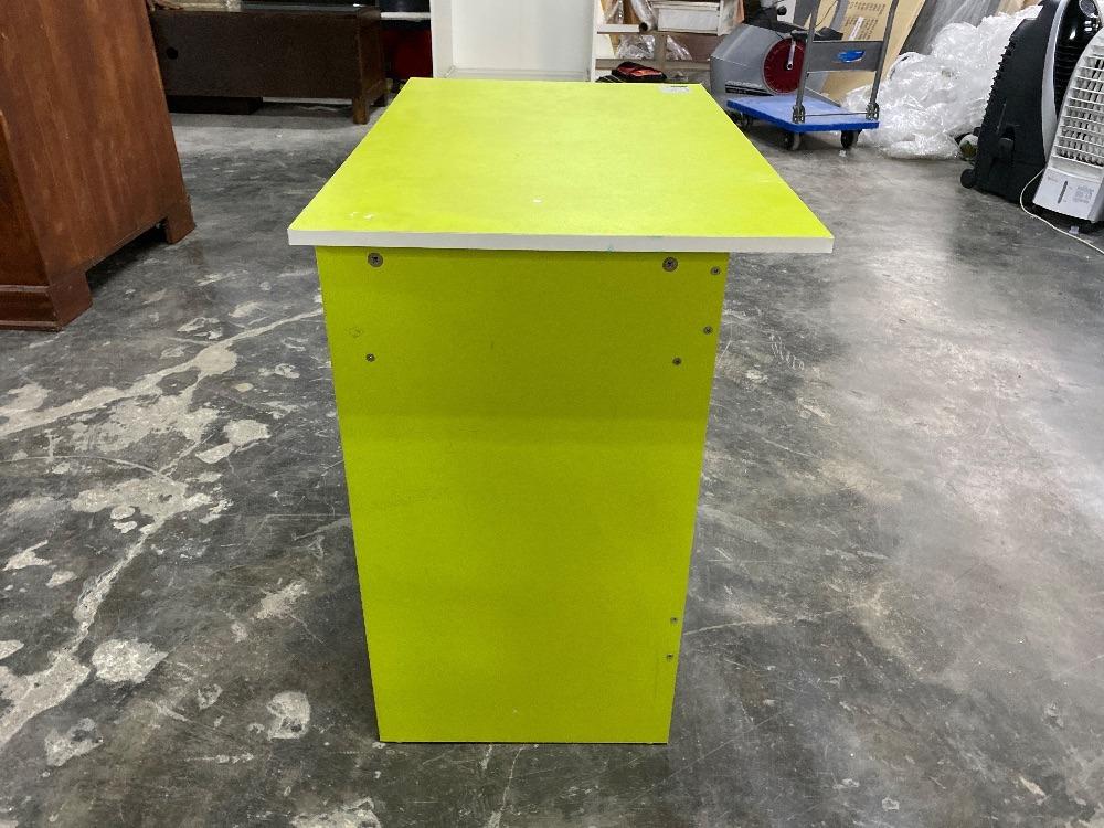 Wooden Small Office Desk Green Colour / Meja Pejabat Kayu Kecil Warna
