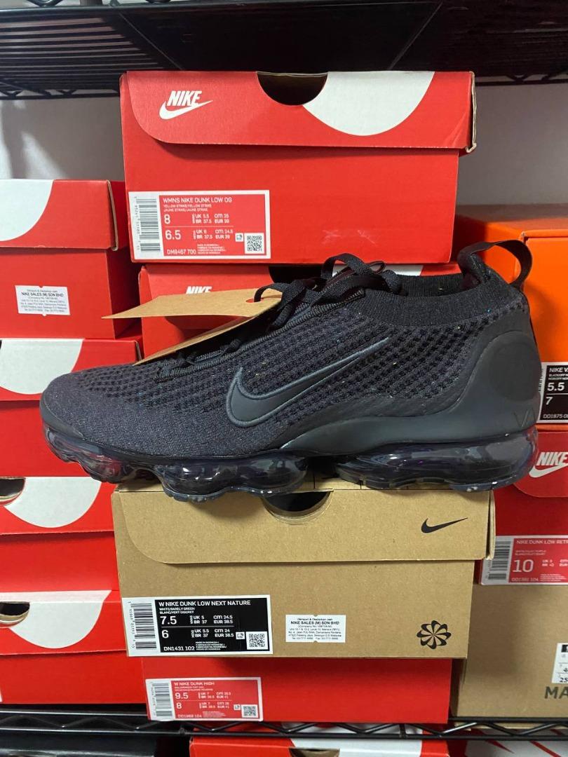 WTS Nike Air VaporMax 2021 Flyknit Triple Black Men s Fashion Footwear Casual shoes on Carousell