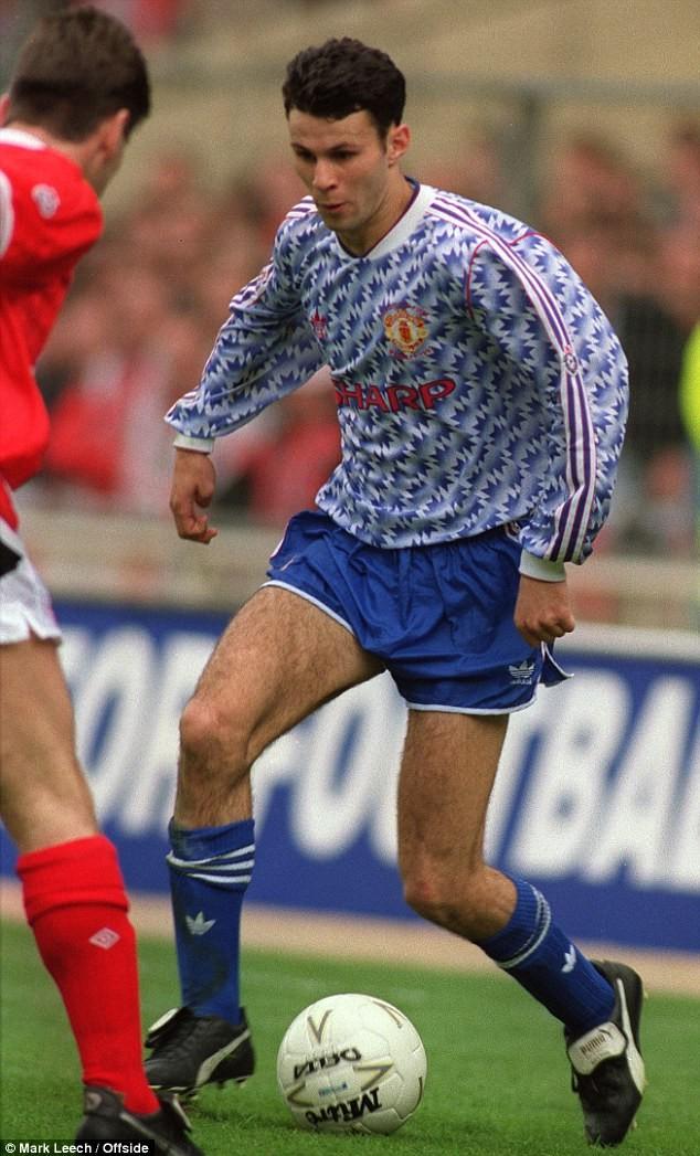 Man utd away kit cheap 1991