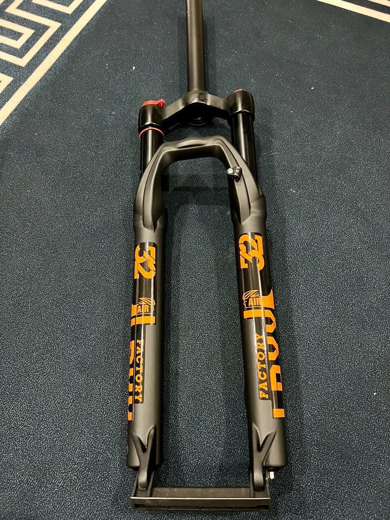 Lpxx fork outlet