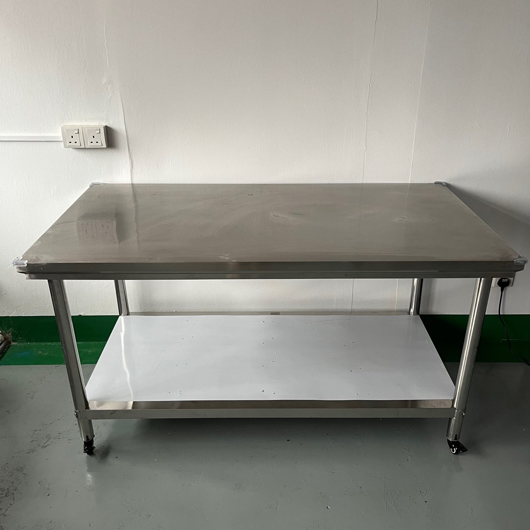 2 tier commercial kitchen work table with wheels, TV & Home Appliances, Kitchen Appliances