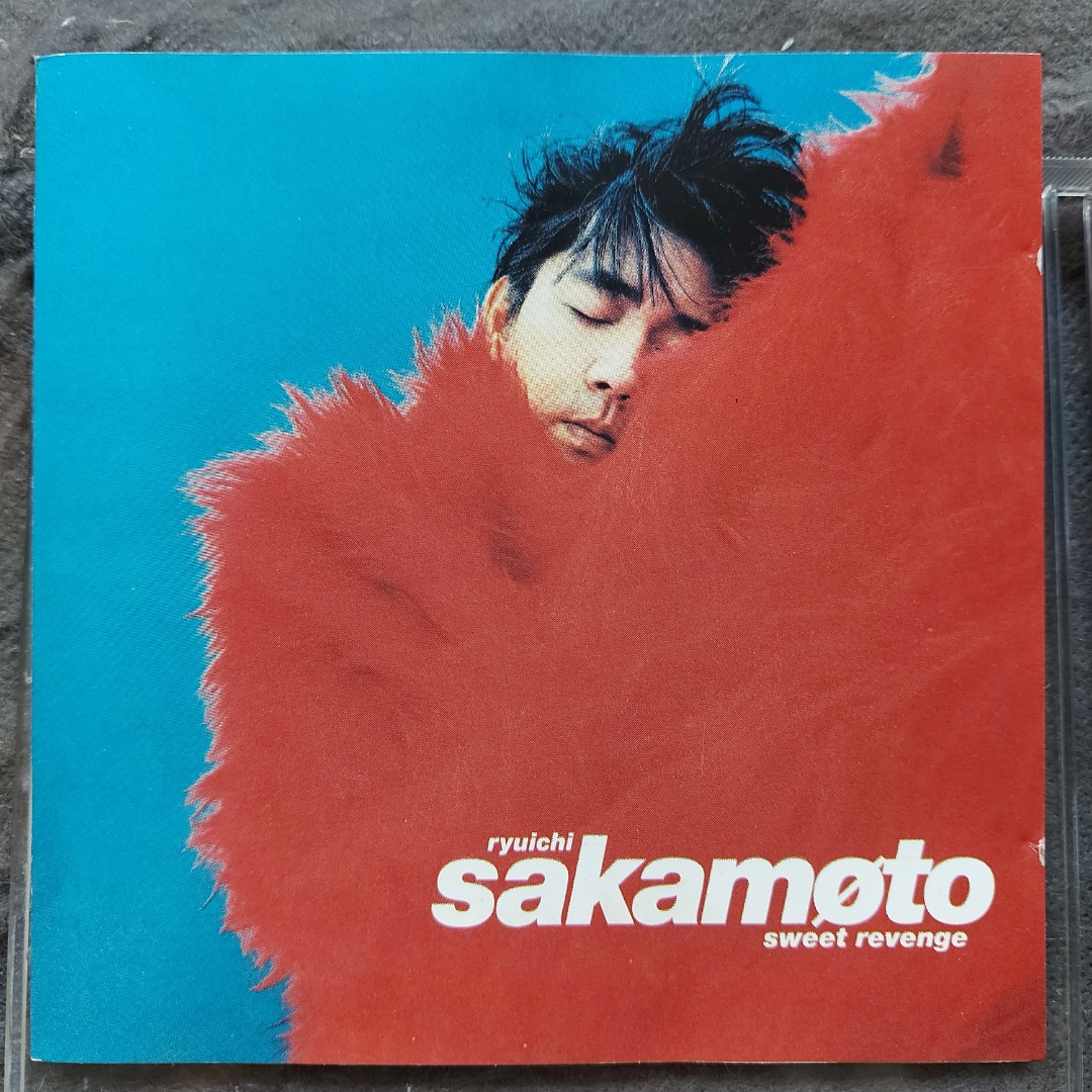 坂本龍一ryuichi sakamoto - sweet revenge 精選CD (94年舊版), 興趣及遊戲, 音樂、樂器& 配件, 音樂與媒體-  CD 及DVD - Carousell