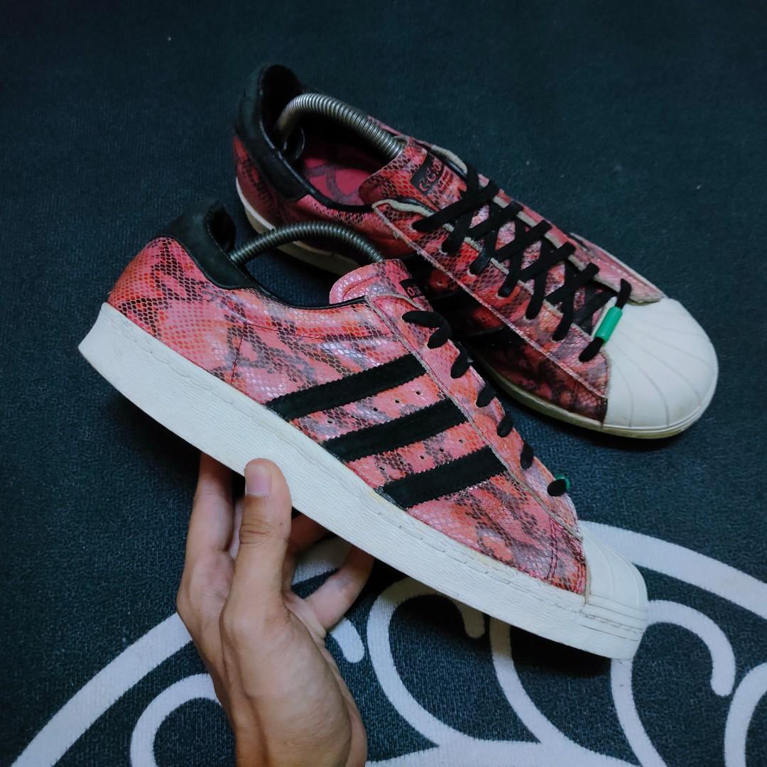 Adidas superstar 2 deals year of the snake