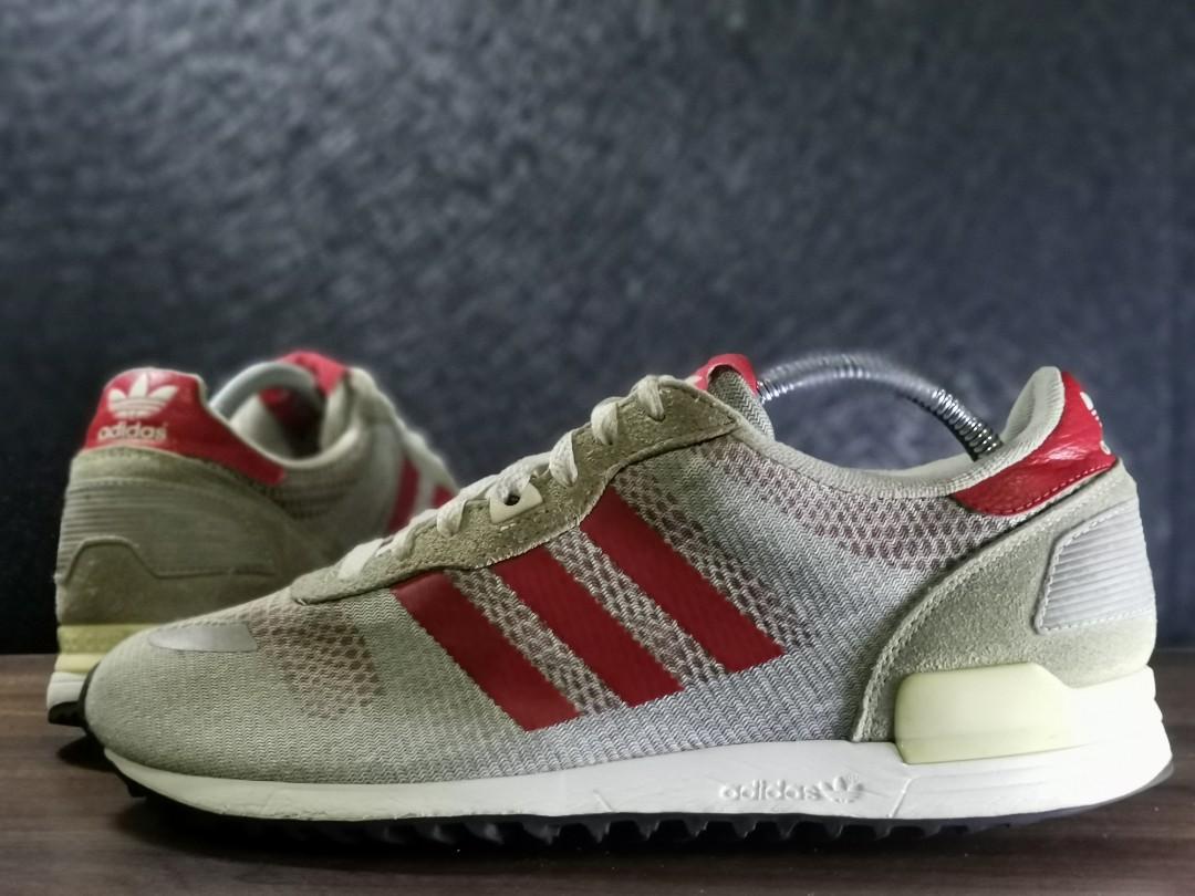 Adidas ZX700, Men's Fashion, Footwear, Sneakers on Carousell