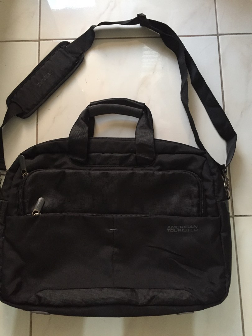 american tourister 17.5x13, Men's Fashion, Bags, Sling Bags on Carousell