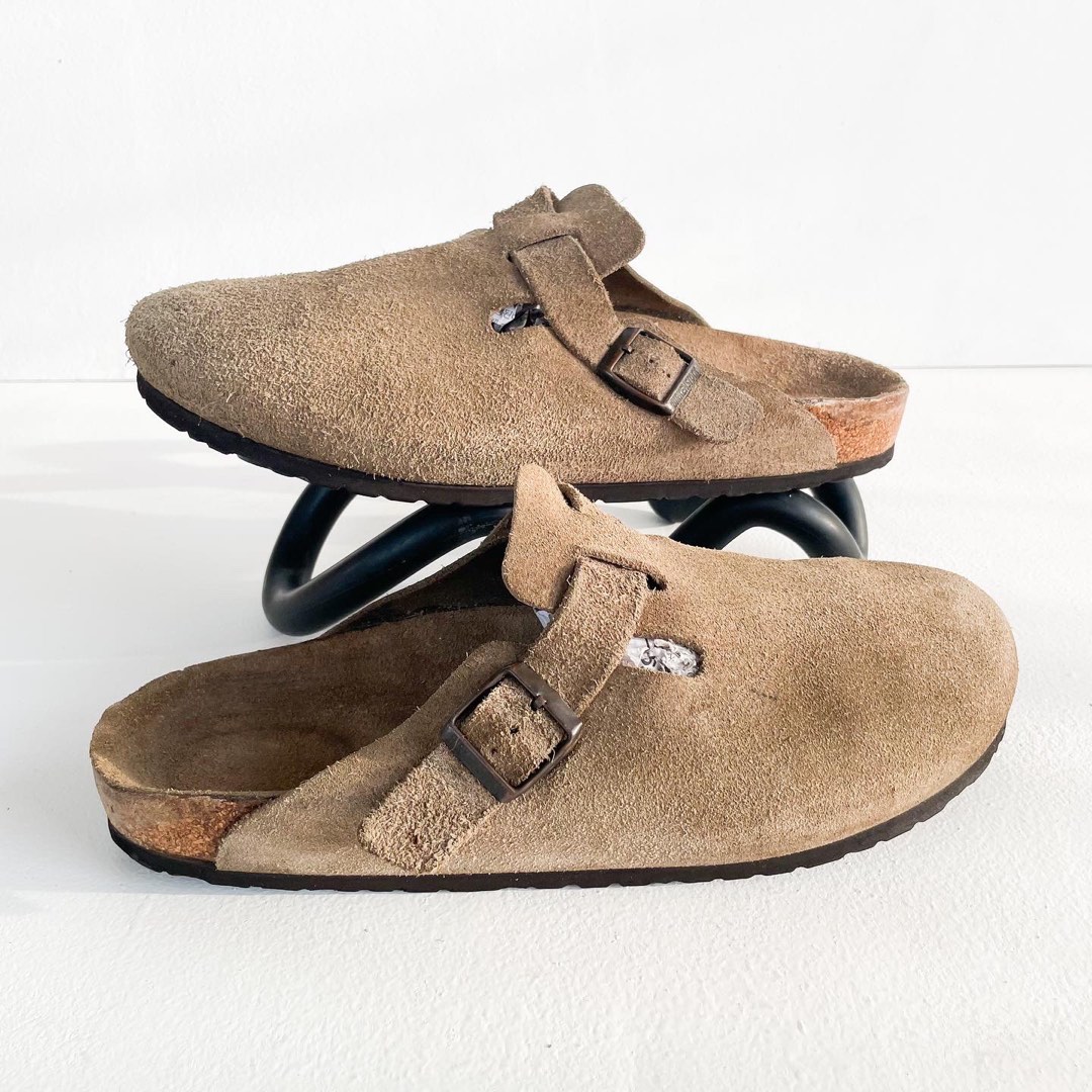 Birkenstock Clogs, Men's Fashion, Footwear, Slippers & Slides on Carousell