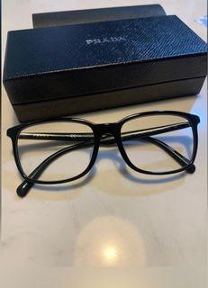 BN Prada black frame