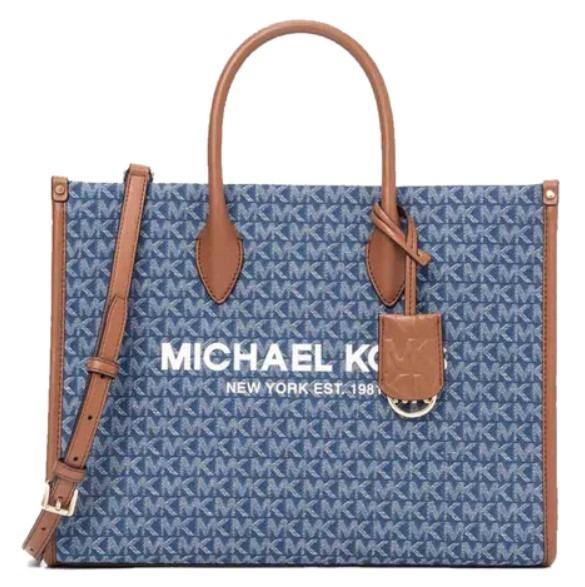 Michael Kors Jet Set Medium Snap Pocket Tote Monogram Authentic, Luxury,  Bags & Wallets on Carousell
