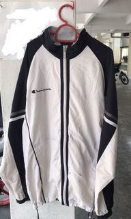 (Category: ) located in . Submitted by thriftbydippo (Listing ID 1189406918, Image 1). Description: .