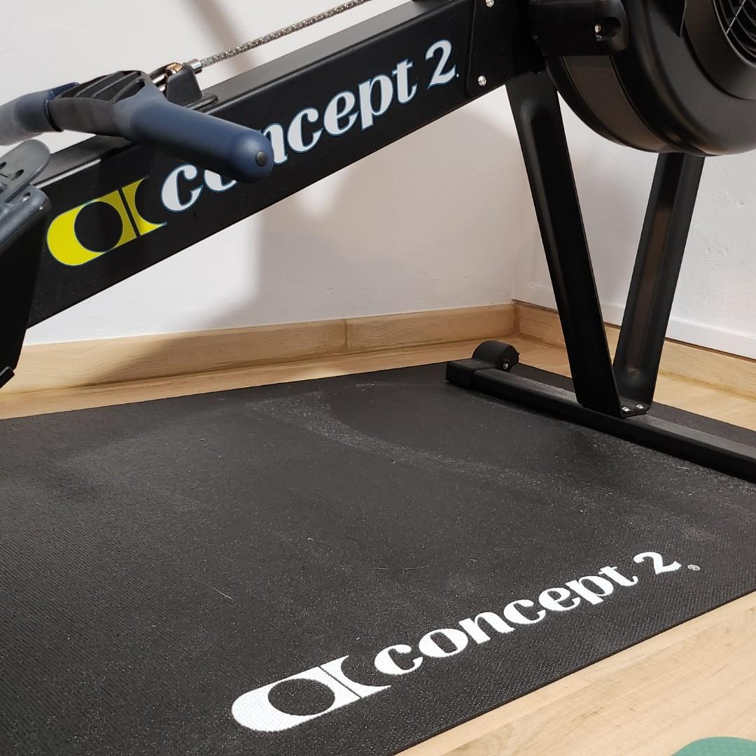 Concept2 RowErg Indoor rower with floor mat, Sports Equipment