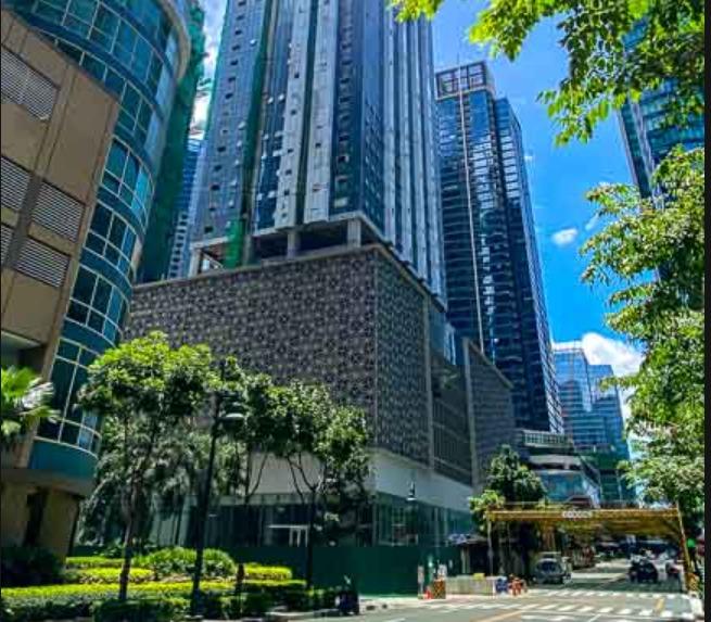 condo in bgc the seasons residences near st lukes uptown mall bgc