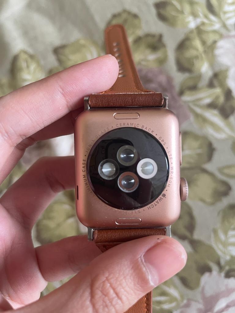 Apple watch series 3 32mm rose gold hotsell
