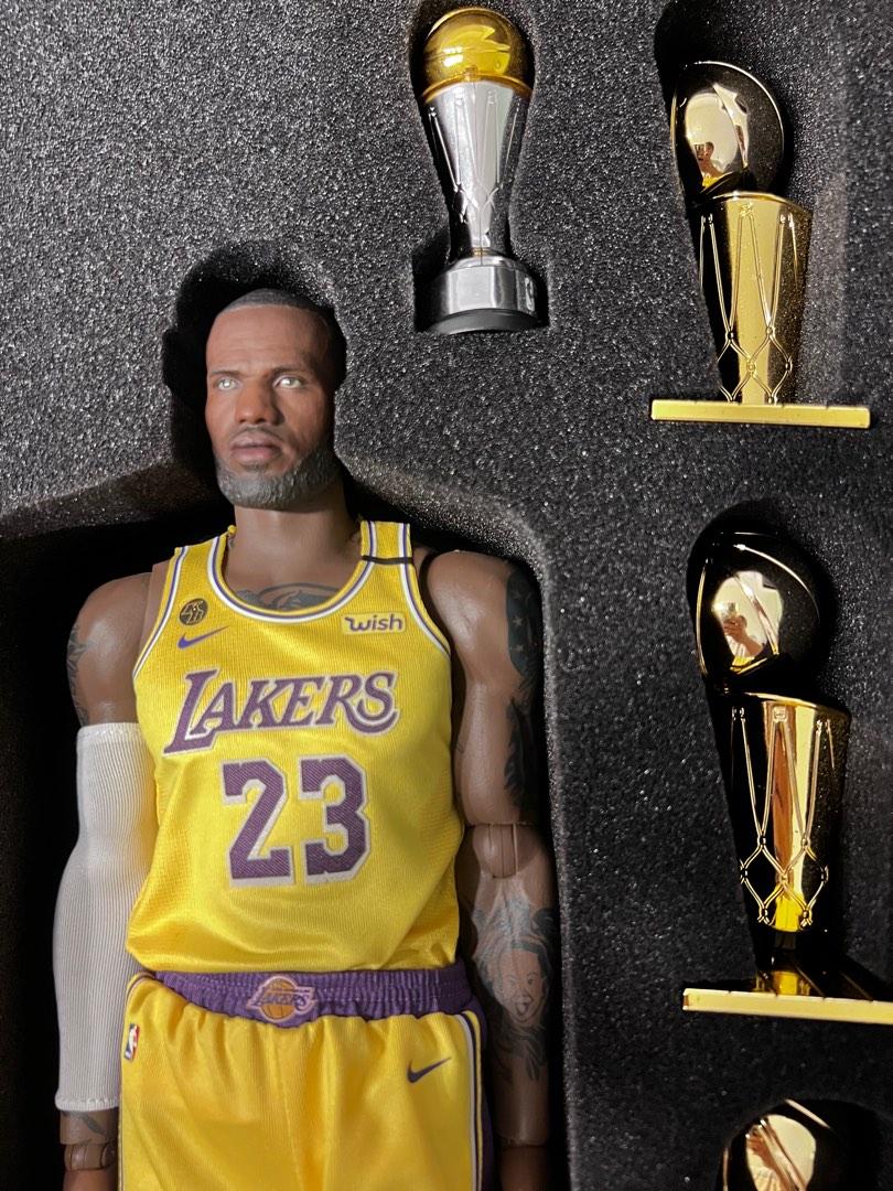 Enterbay lebron best sale lakers