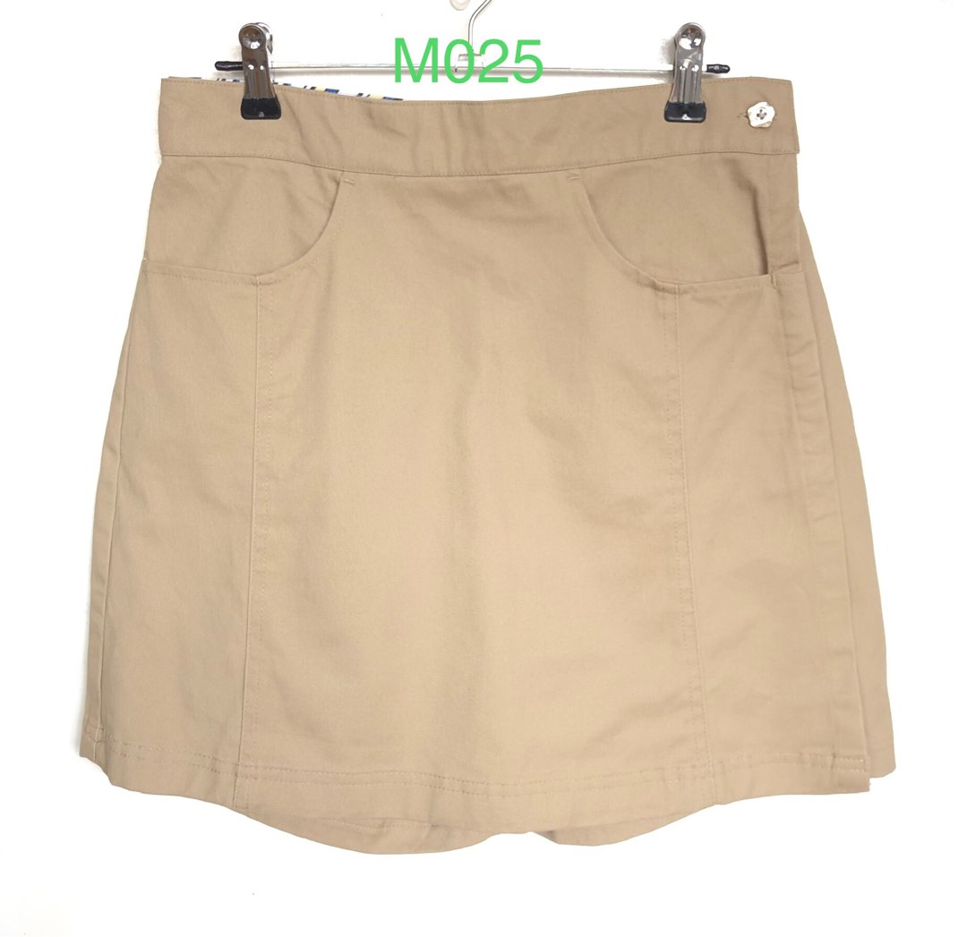 Café Khaki Skort With Pleated Hem - Golftini