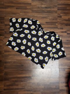 (Category: ) located in . Submitted by lovestore03 (Listing ID 1189396136, Image 1). Description: .