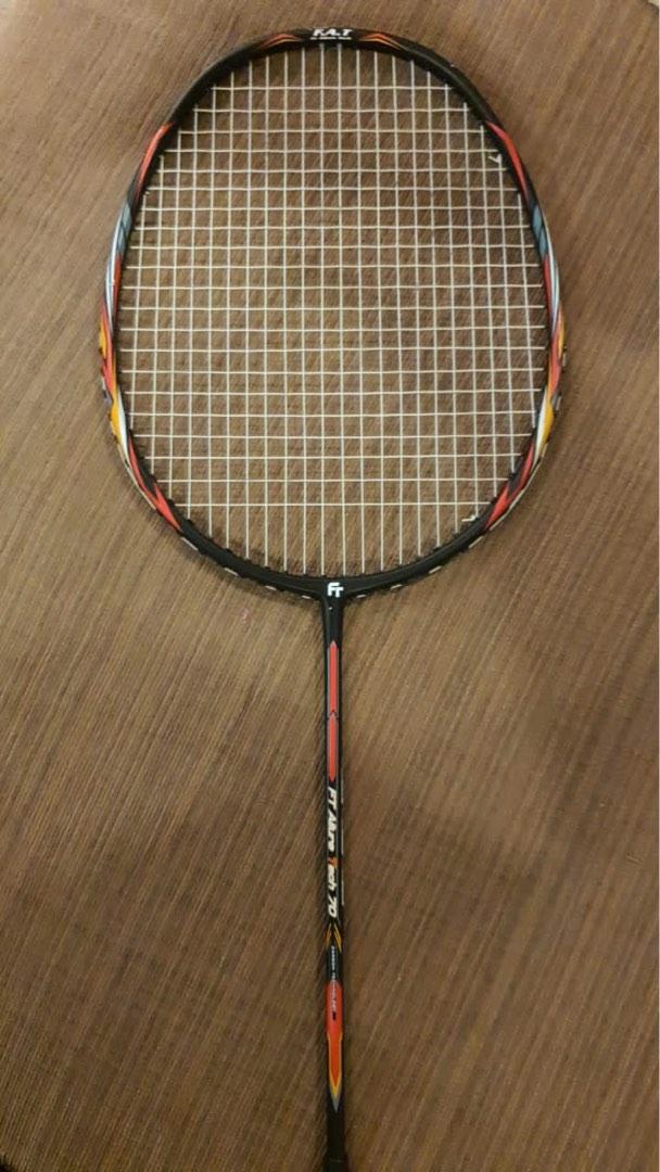Felet Racket (Category: Racket & Ball Sports) located in Kuala Lumpur. Submitted by amy_lfc (Listing ID 1189495457, Image 2). Description: * Retail price @ RM289 * Meet up @ MBSJ .