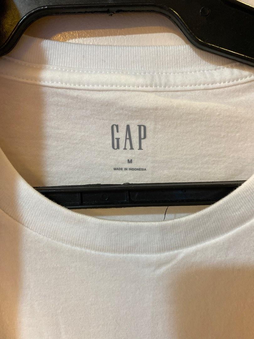 GAP Men's White Tshirt, Men's Fashion, Tops & Sets, Tshirts & Polo