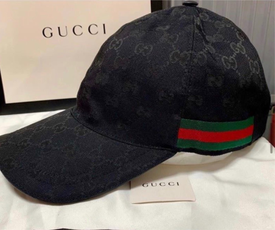 Gucci帽子9成新, 名牌精品, 精品配件在旋轉拍賣