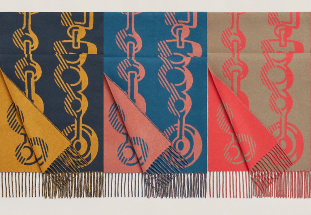 Hermes 新款頸巾Casaque Do Re Boucles muffler, 名牌, 飾物及