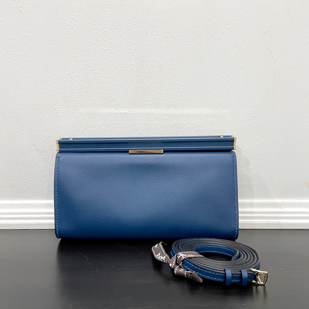 Hermes Clic H 21 [217025991], Luxury, Bags & Wallets on Carousell