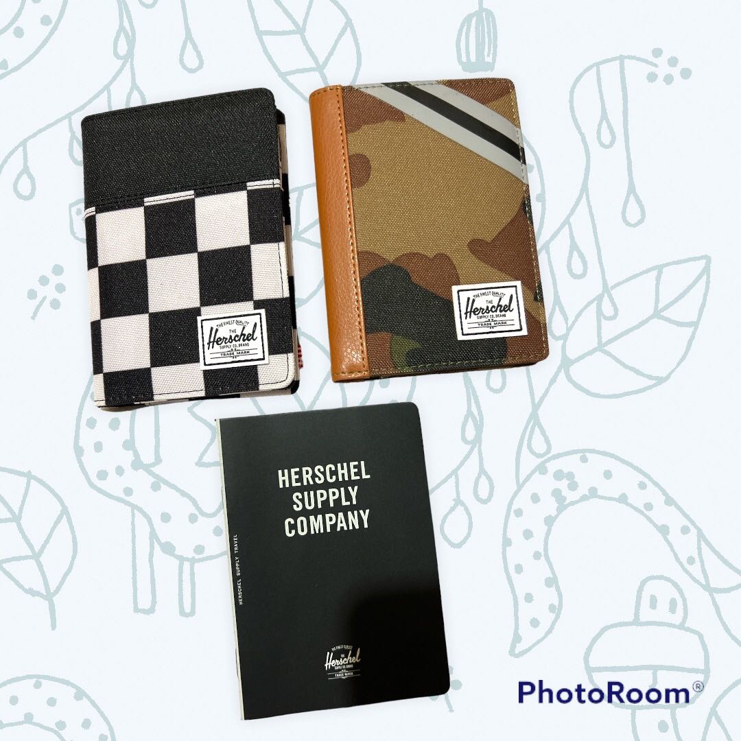 Herschel Passport Holder ETA Nov, Men's Fashion, Watches & Accessories