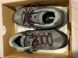 HIKING SHOES - Women's raves vent WP Women