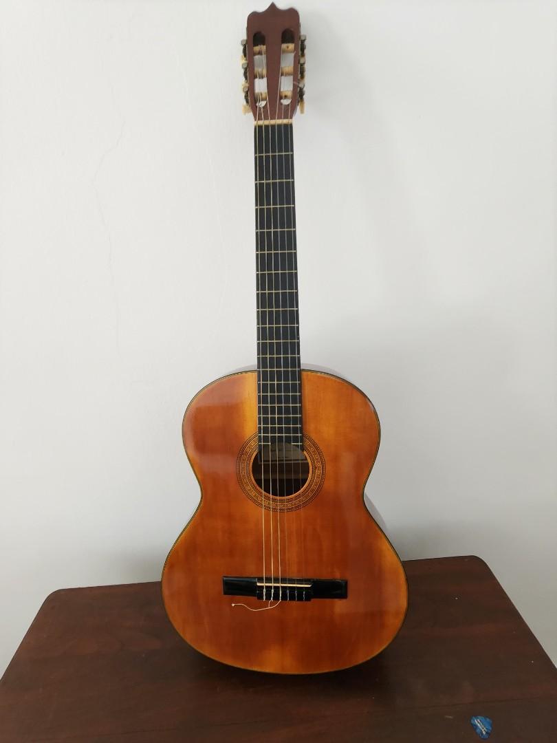Hyundai Classical Guitar, Hobbies & Toys, Music & Media, Musical