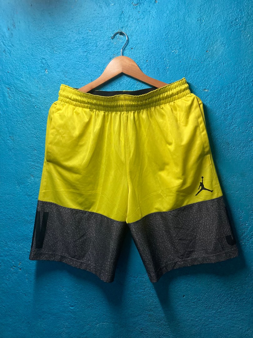 Jordan short, Men's Fashion, Bottoms, Shorts on Carousell