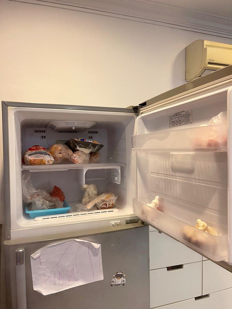 KOVAN PICK UP Samsung fridge, TV & Home Appliances, Kitchen