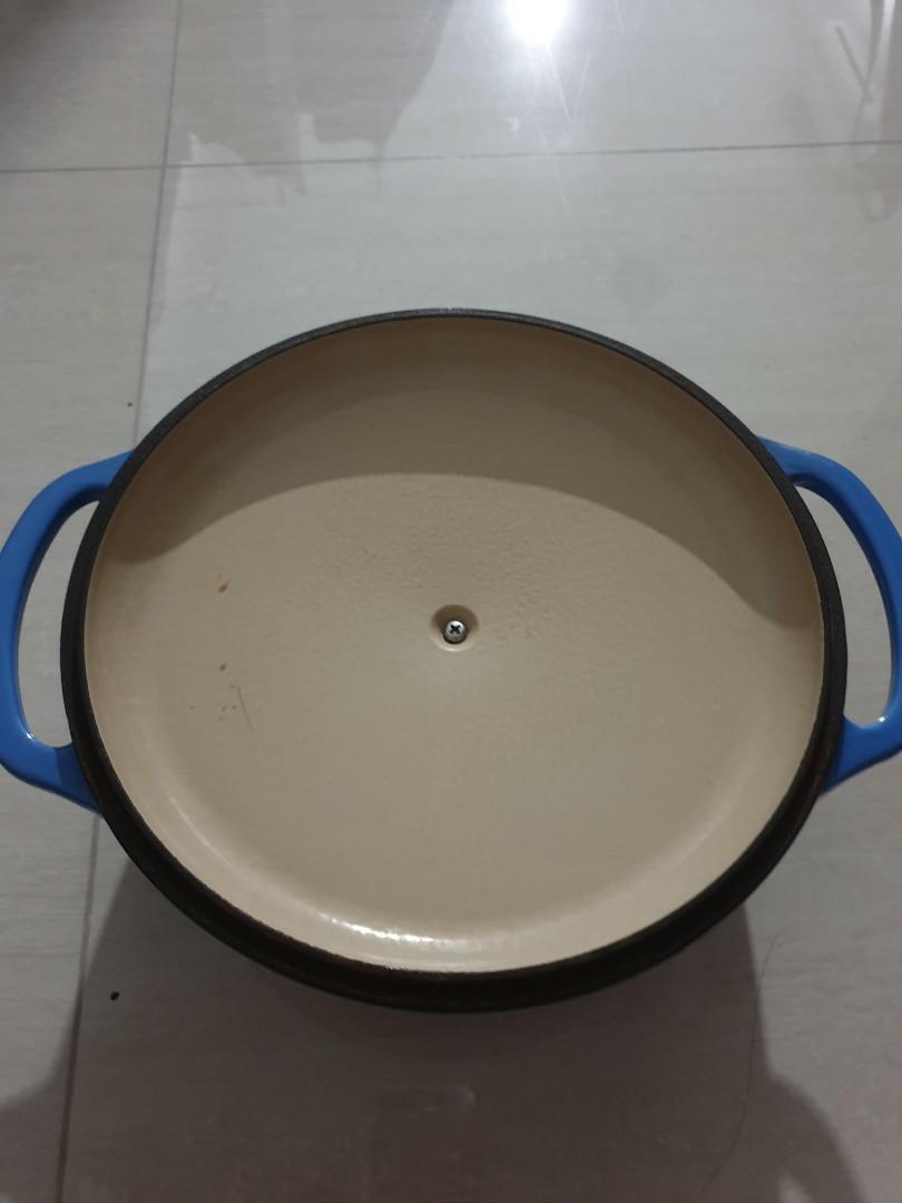 Lodge 4.5 qt. Blue Enameled Cast Iron Dutch Oven EC4D33 - The Home