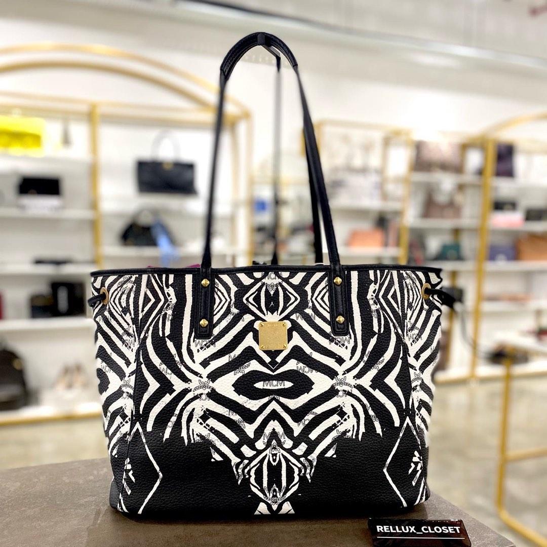 Mcm black reversible tote outlet