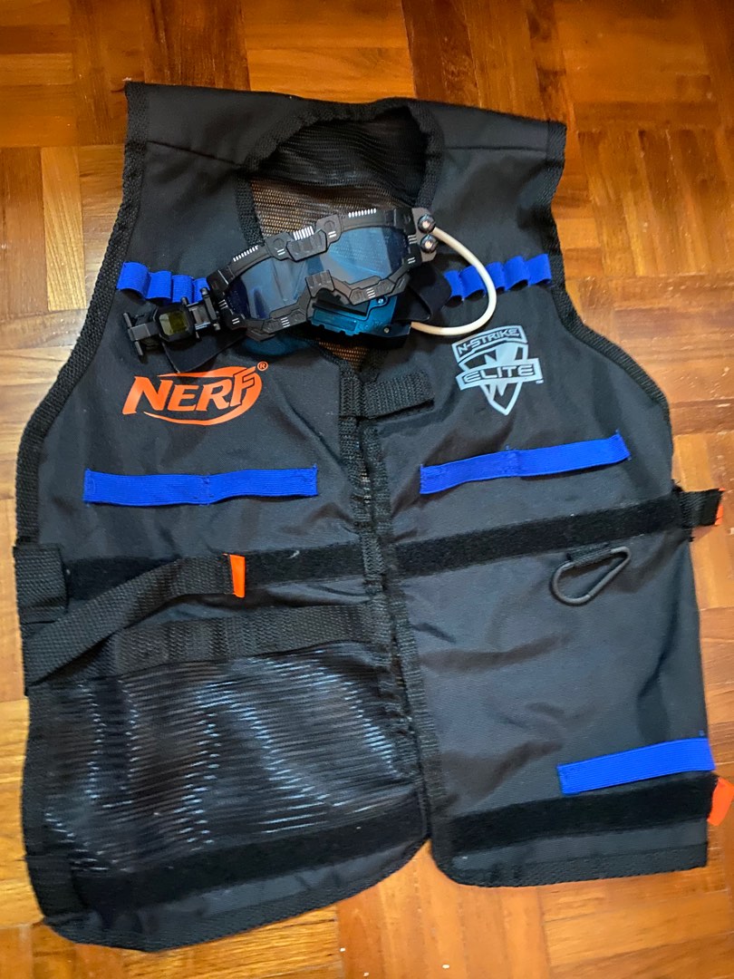 Nerf Gun Vest and Googles, Hobbies & Toys, Toys & Games on Carousell