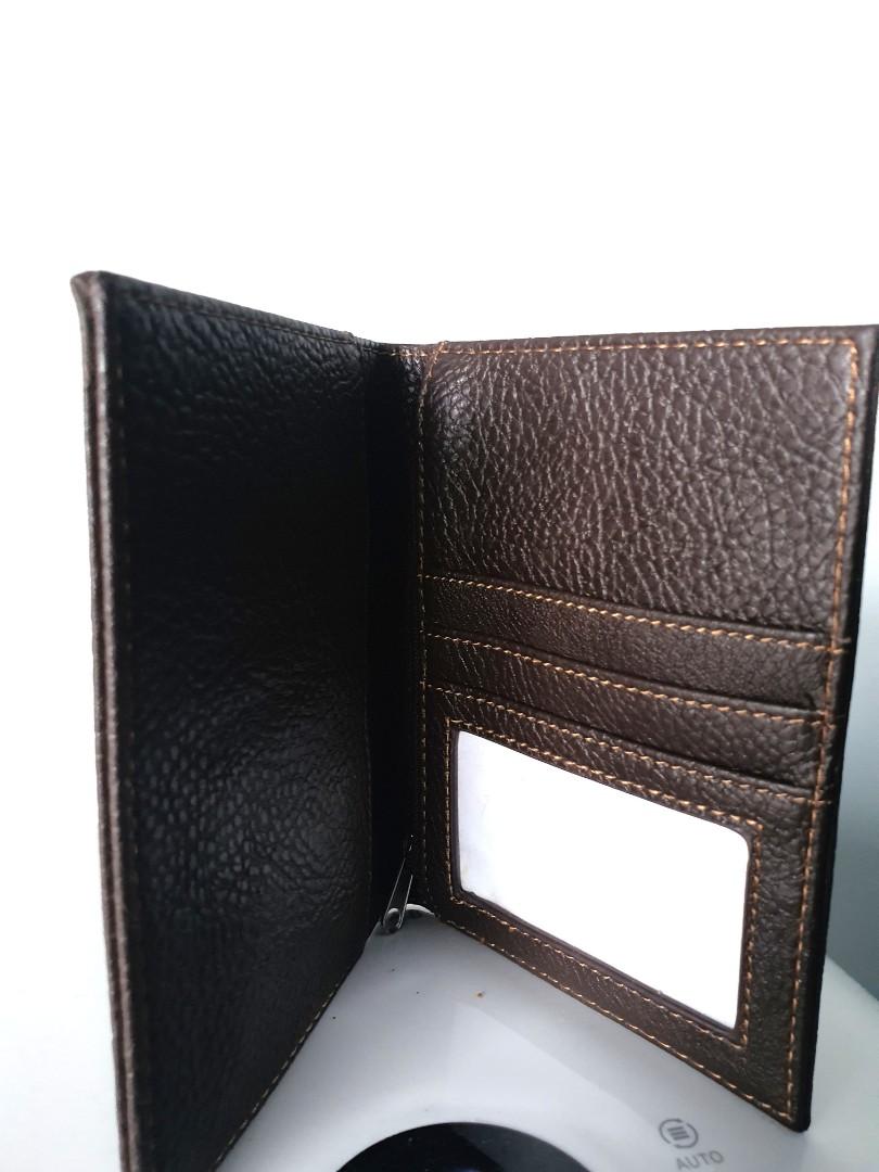 [NEW] GUESS Passport/wallet cover, Men's Fashion, Watches & Accessories, Wallets & Card Holders
