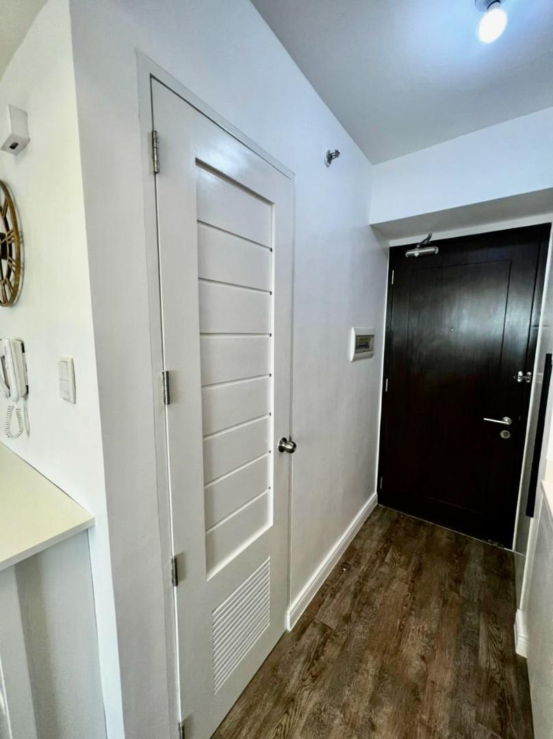 NEWLY RENOVATED Fully Furnished Studio Condo for Rent at Belton Place