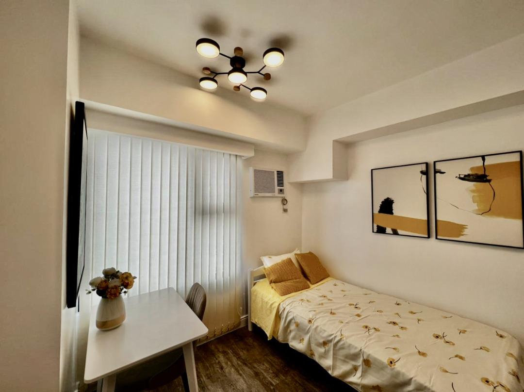 NEWLY RENOVATED Fully Furnished Studio Condo for Rent at Belton Place