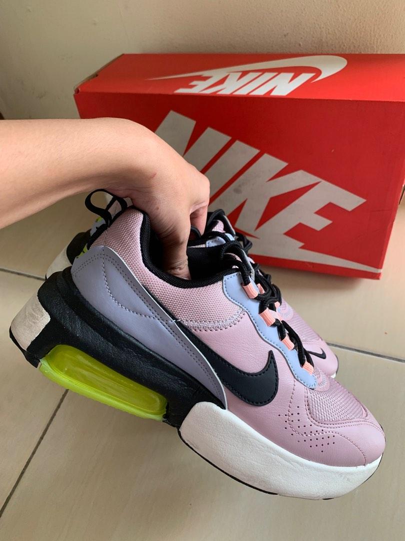 Paire baskets nike air max verona taille 38 ref cw 7982-100 tres bon etat -  Chaussures