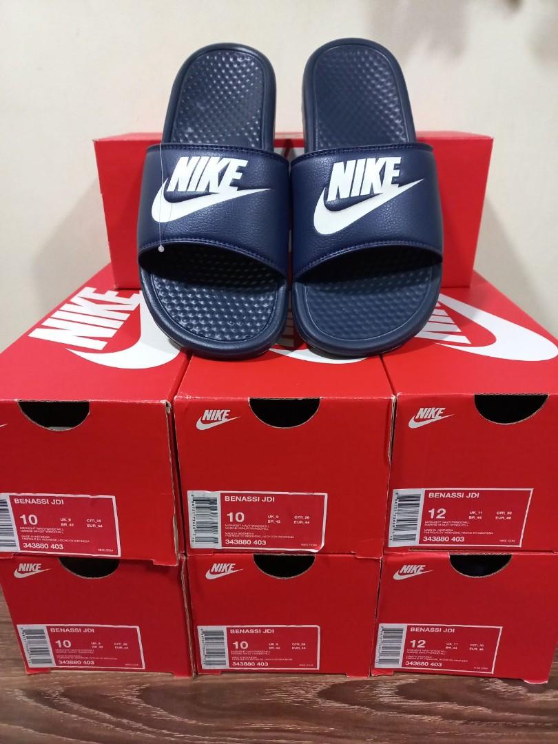 Nike Benassi