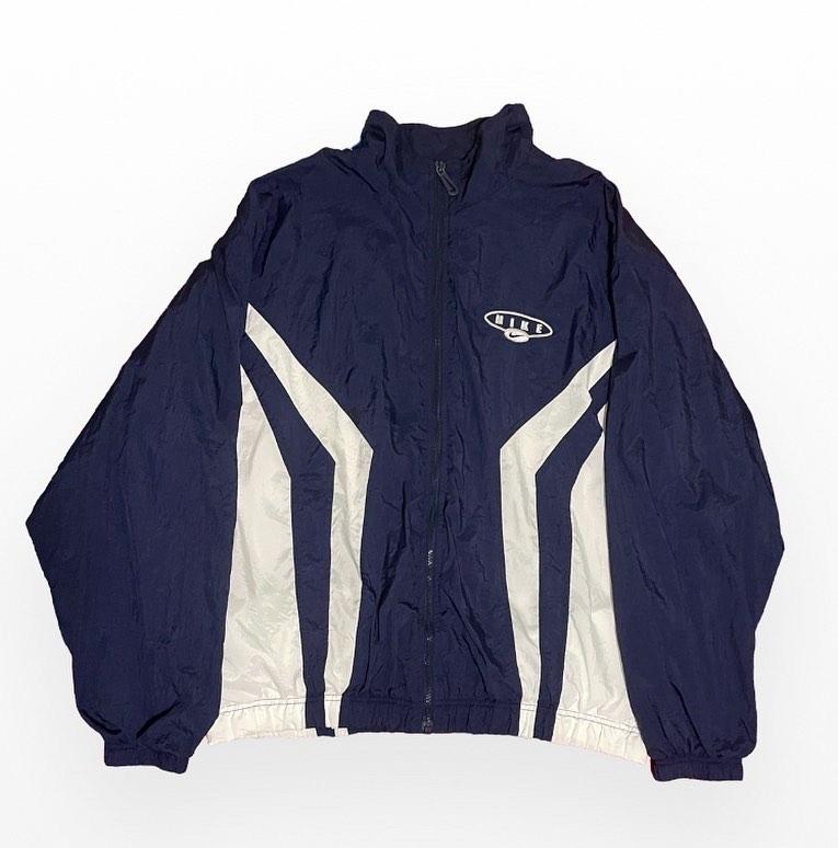 White navy jacket online
