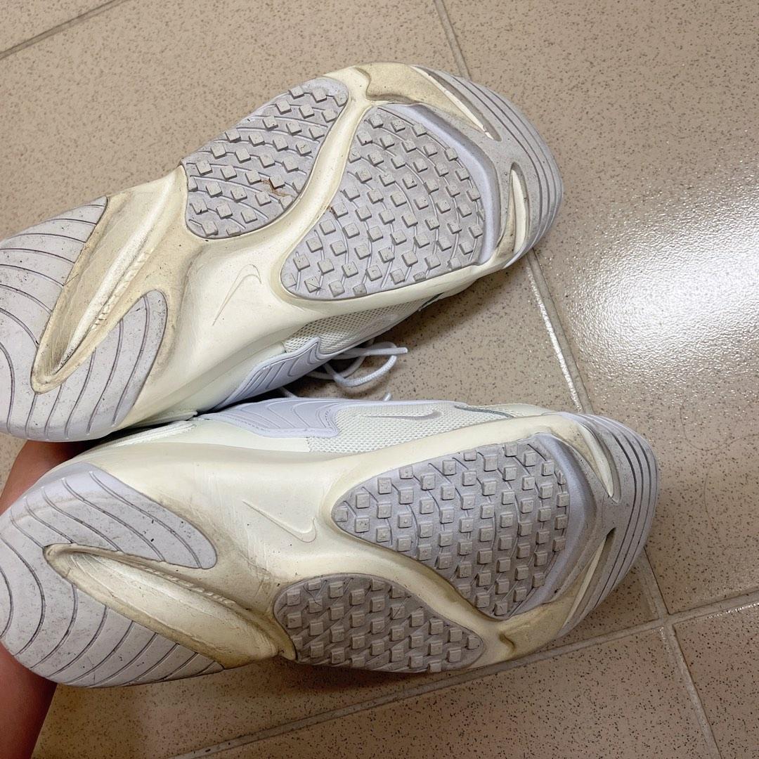 nike zoom 2000 white