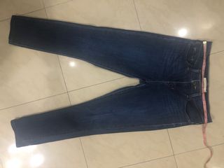 (Category: ) located in . Submitted by Ms.Nobody013 (Listing ID 1189430227, Image 1). Description: .